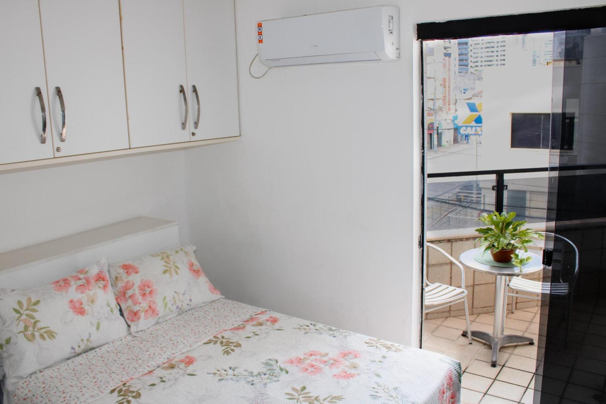 Apartamento Farol Barra Flat Salvador Bagian luar foto
