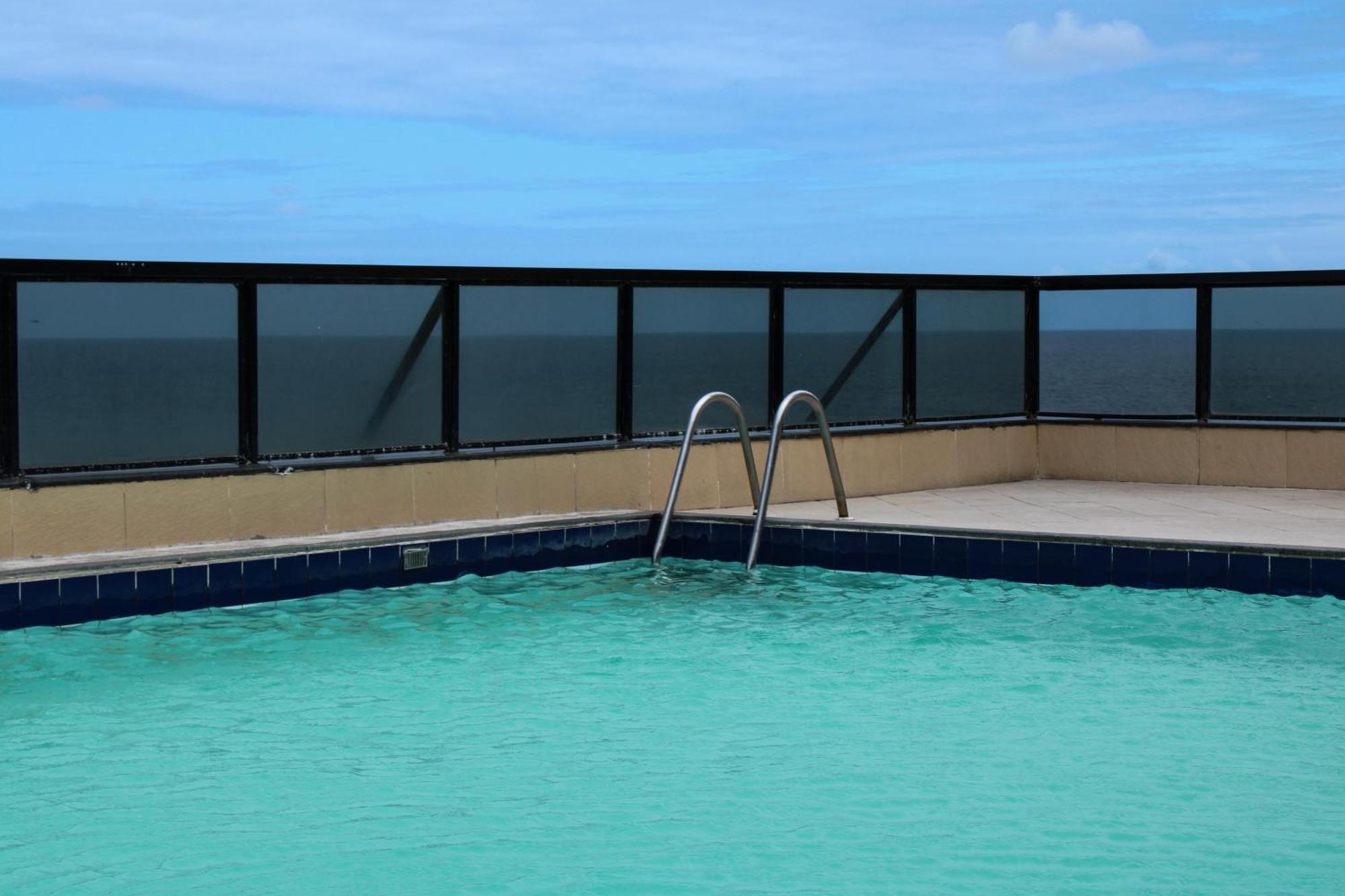 Apartamento Farol Barra Flat Salvador Bagian luar foto